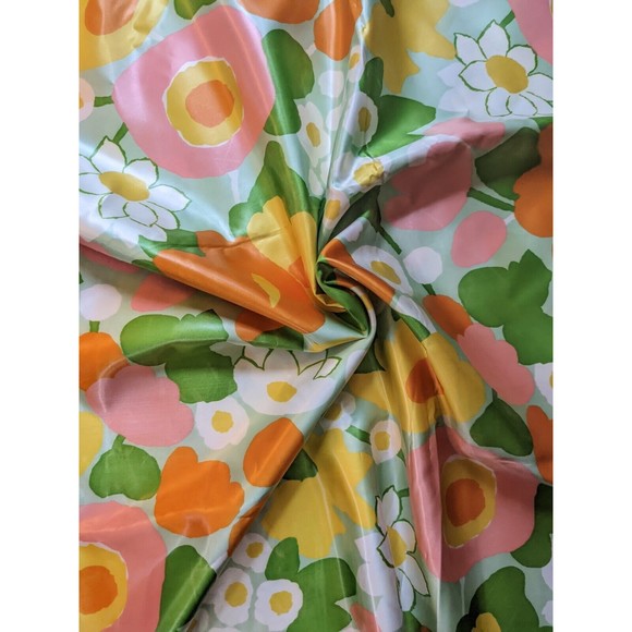 Vintage Mid Century‎ Large Scale Floral Satin Fabric Marimekko-like 44" by 120" - Picture 2 of 9